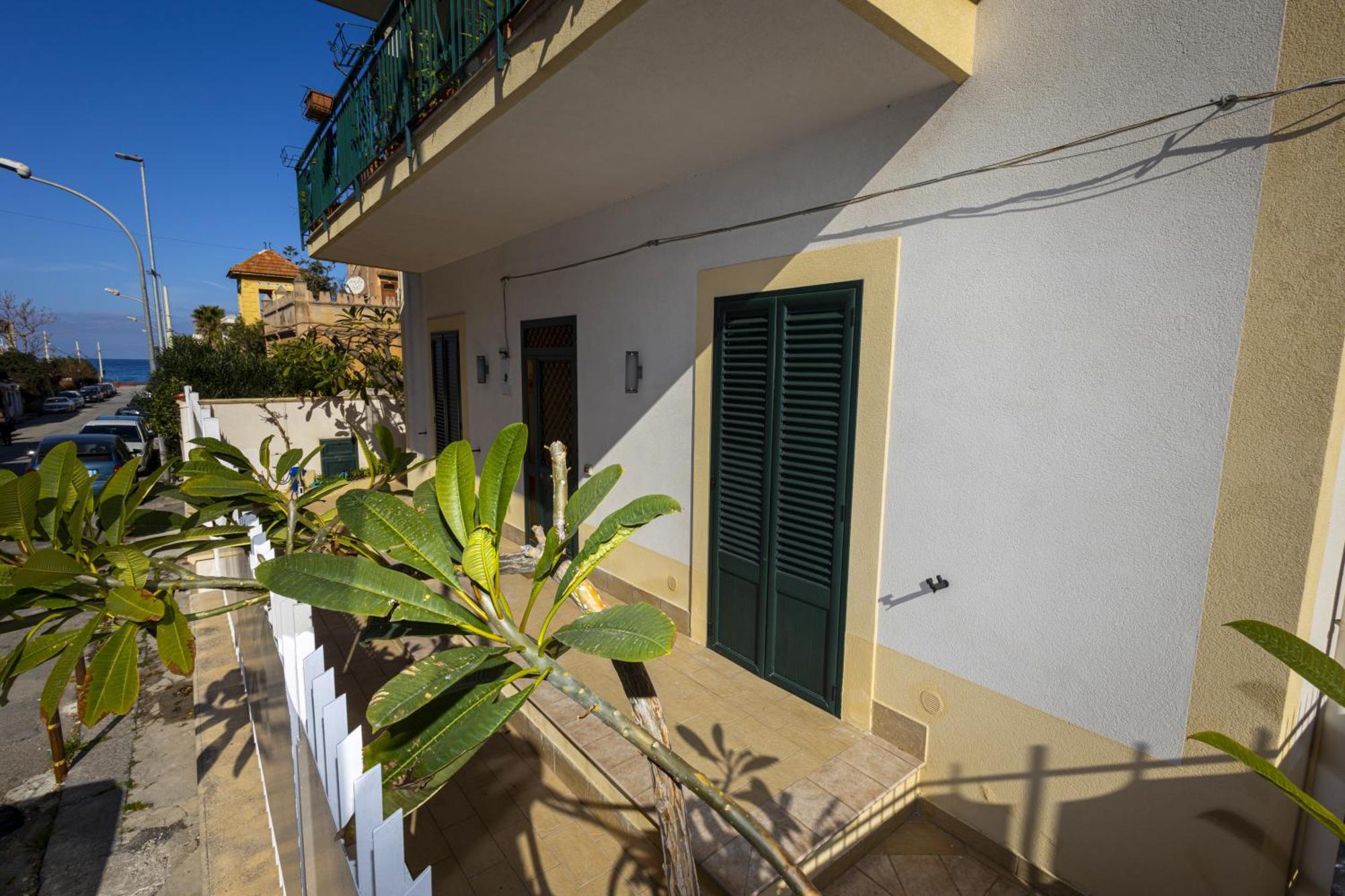 Casa Lella Holiday Boutique Palermo Exterior photo